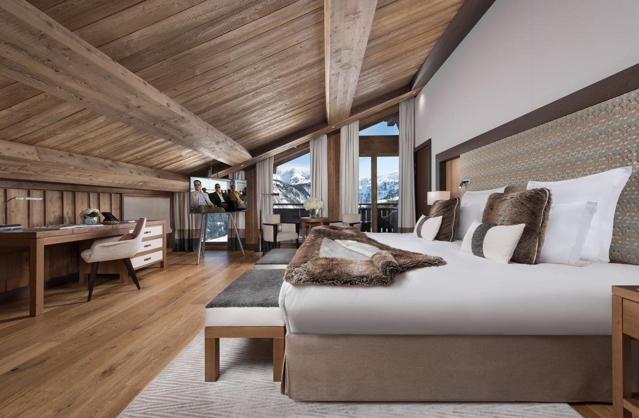 Barrière Les Neiges Hotel 5*